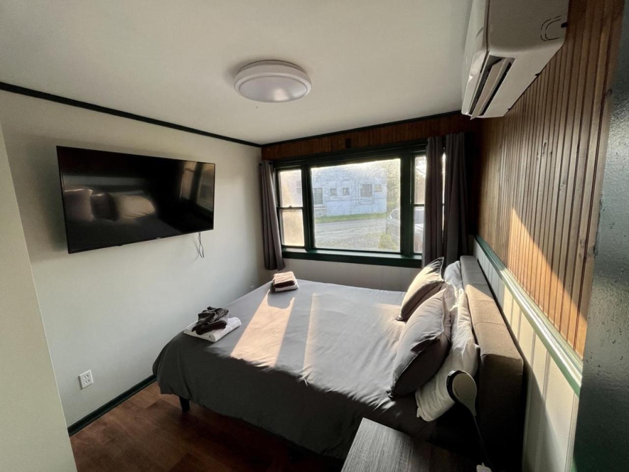 2 Bed Berkshire Getaway Minutes To Jiminy Peak Ski Hancock Zewnętrze zdjęcie