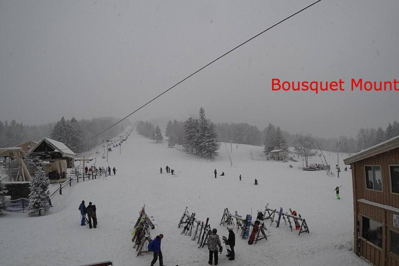 2 Bed Berkshire Getaway Minutes To Jiminy Peak Ski Hancock Zewnętrze zdjęcie