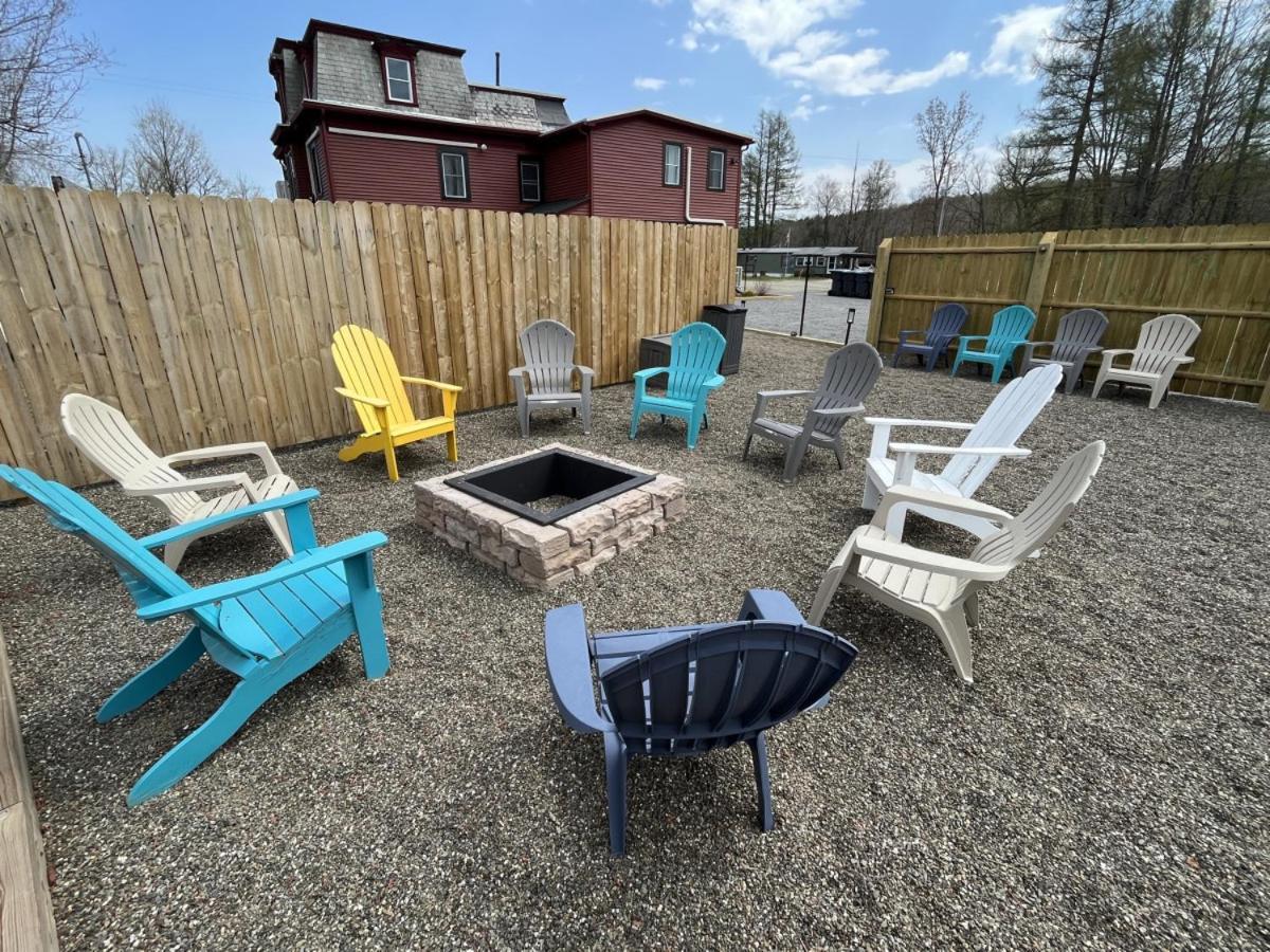 2 Bed Berkshire Getaway Minutes To Jiminy Peak Ski Hancock Zewnętrze zdjęcie