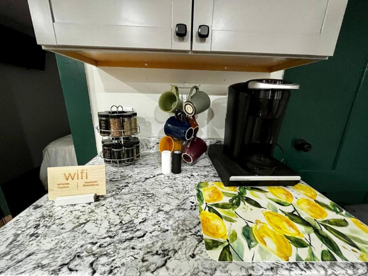 2 Bed Berkshire Getaway Minutes To Jiminy Peak Ski Hancock Zewnętrze zdjęcie